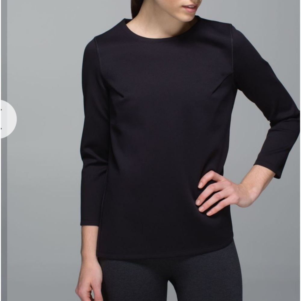 LULULEMON Black Pleat On size M Long Sleeve
